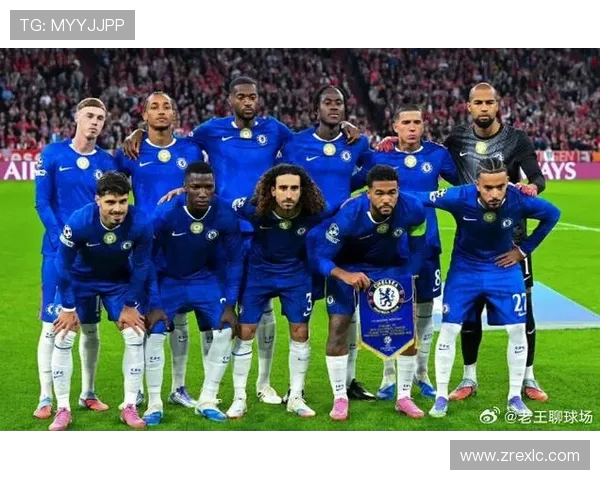 蓝军被迫十人应战马雷斯卡果断撤下三名前锋战术调整引发热议